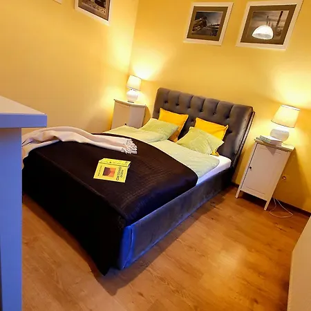 شقة Jozefina Apartament's Z Dotepem Do Mini شكلارسكا بوريبا