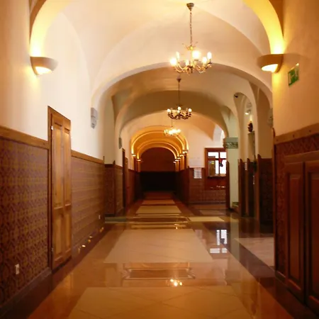 شقة Jozefina Apartament's Blisko Centrum شكلارسكا بوريبا