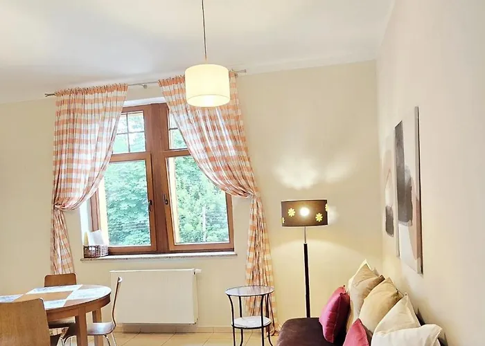 Apartamenty Jozefina W Willi Jozefina Apartment